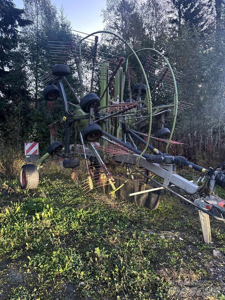 CLAAS Liner 2800 Pöyhimet ja haravat