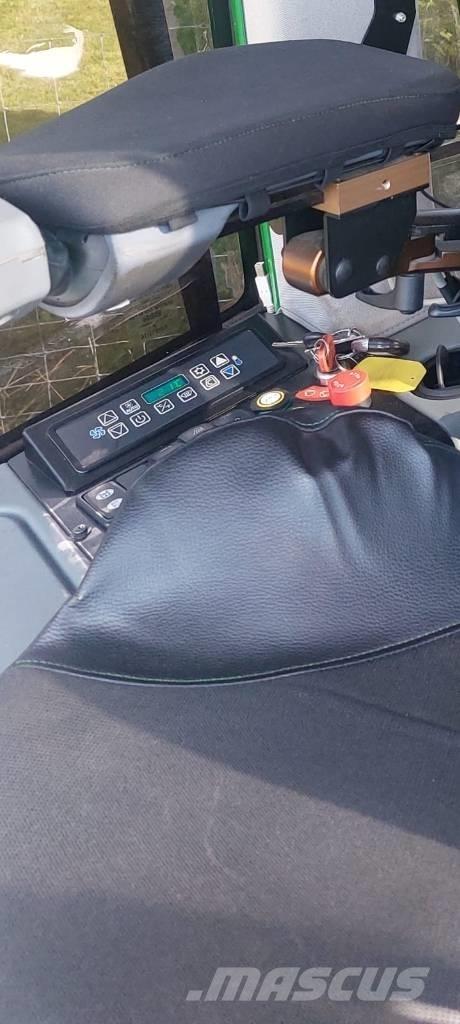 John Deere 1070 E Harvesterit