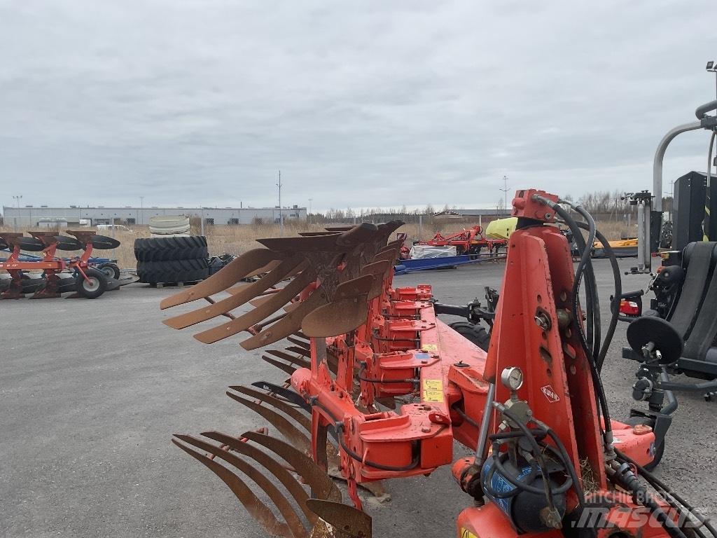 Kuhn Varimaster 122 Paluuaurat