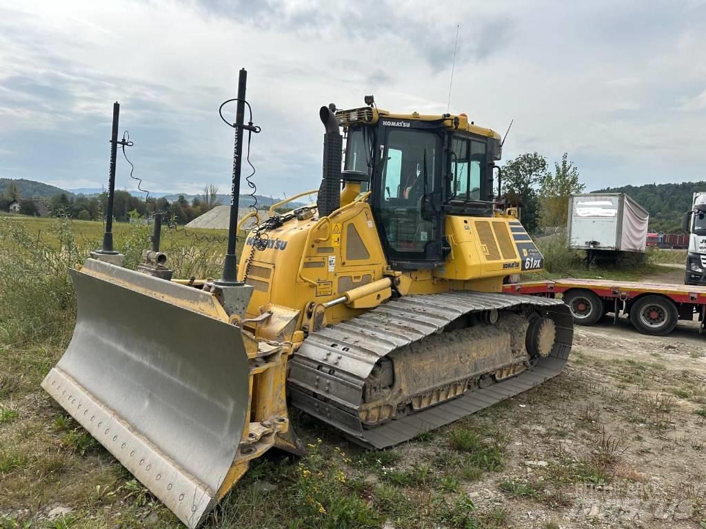 Komatsu D 61 PX24 Telaketjupuskutraktorit