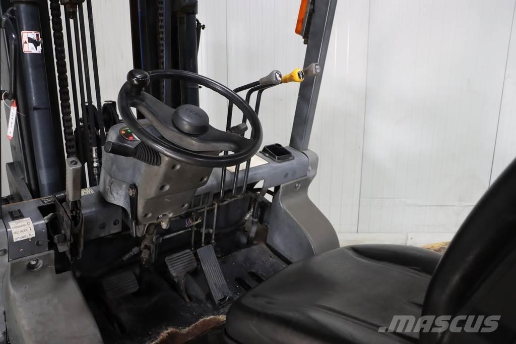 TCM FD40T2 Dieseltrukit