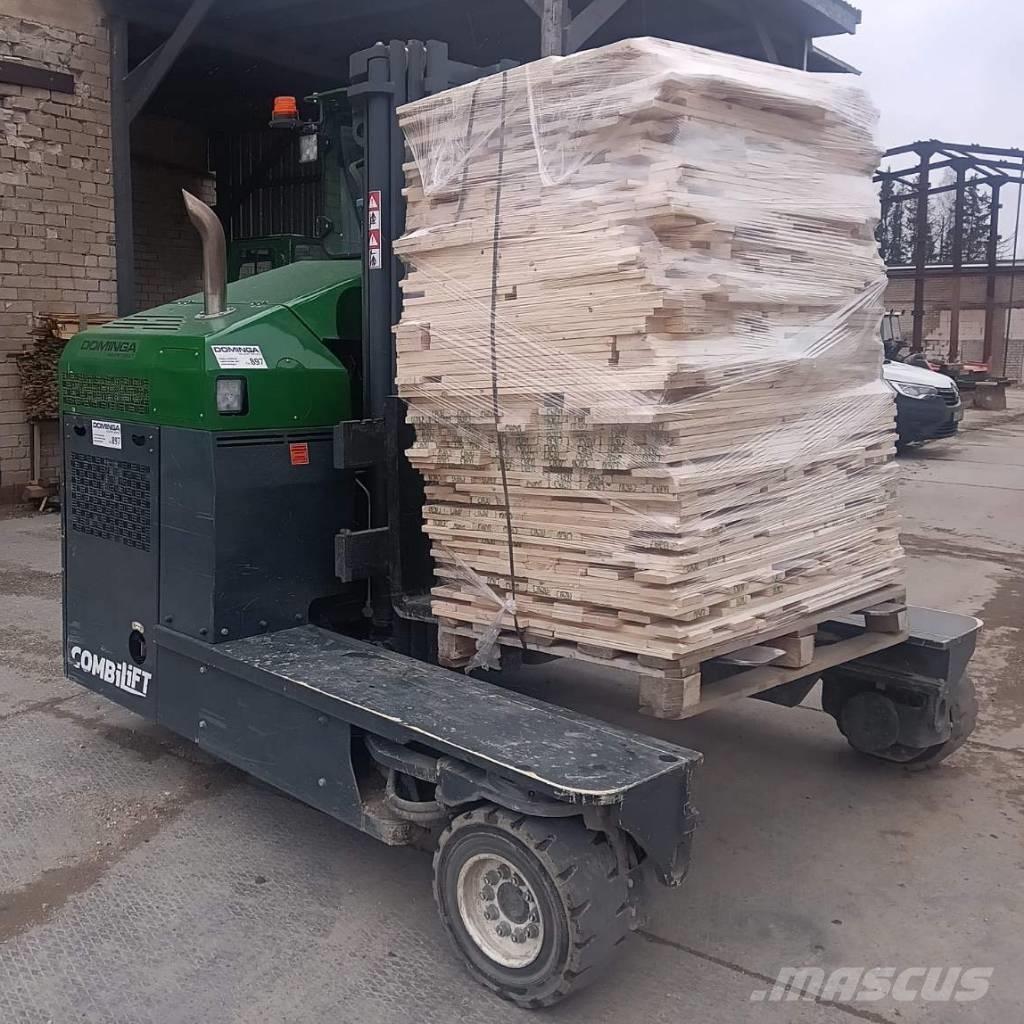 Combilift C 4000 D Nelitietrukit