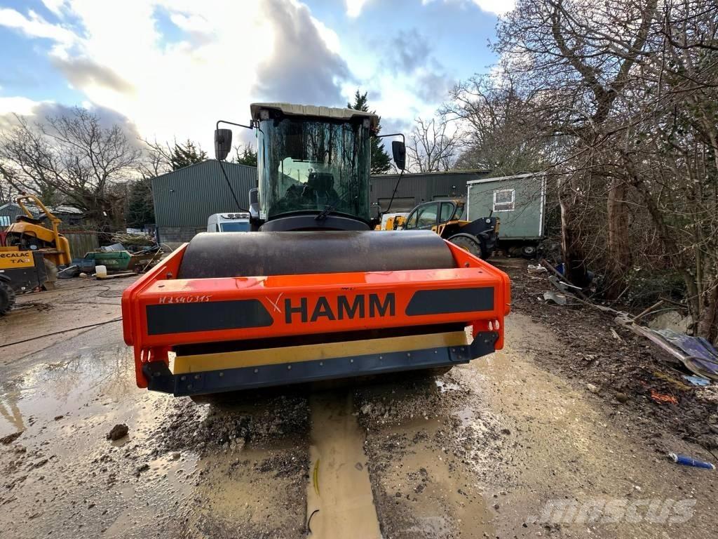 Hamm HC 130i Yksivalssijyrät