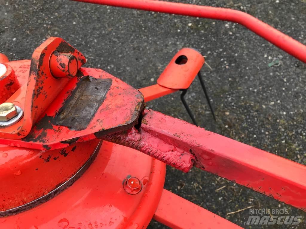 Kuhn GF 7601 MH Pöyhimet ja haravat