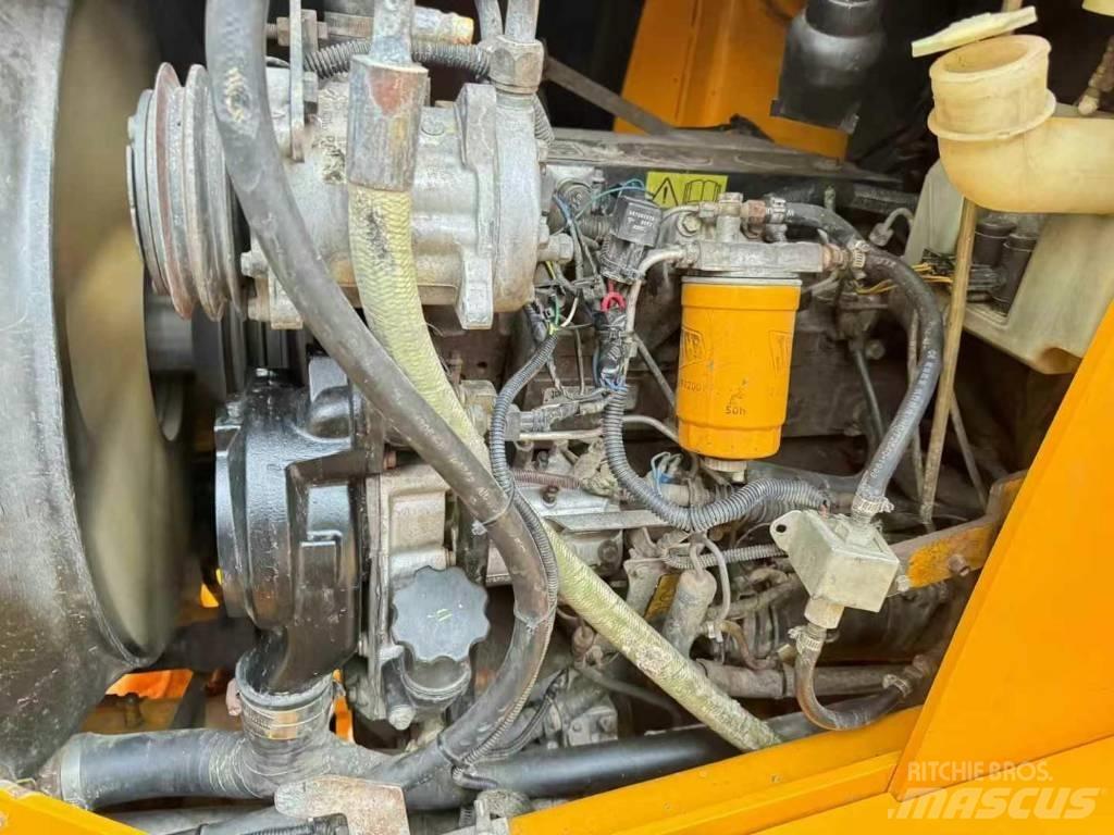 JCB 3 CX Kaivurikuormaajat