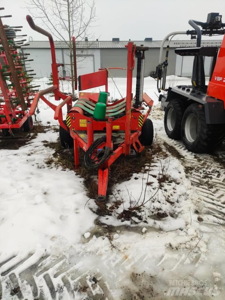 Kverneland 7517 Käärijät
