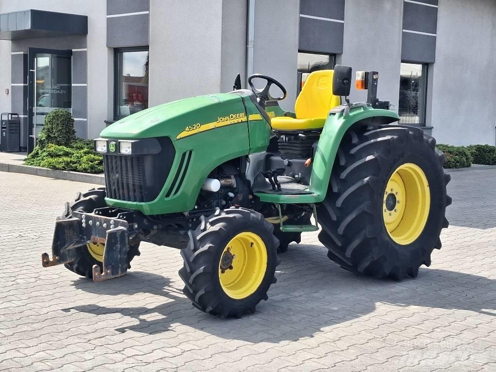 John Deere 4520 Traktorit