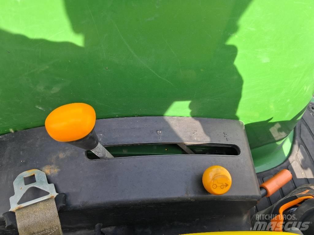 John Deere 4520 Traktorit