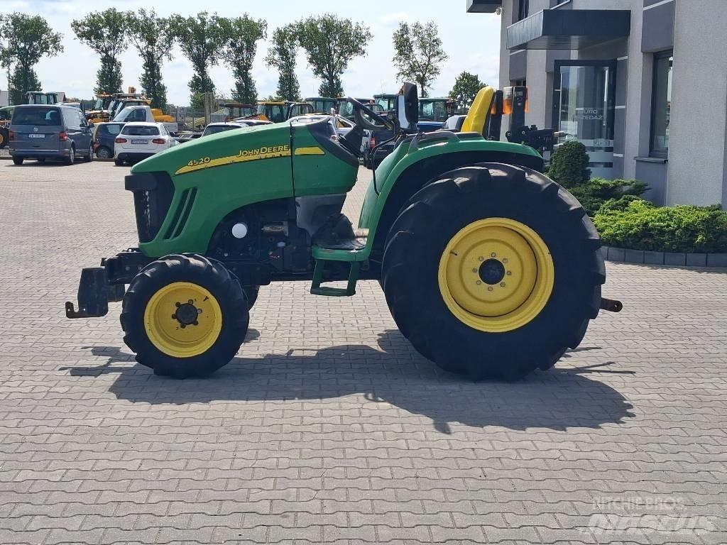 John Deere 4520 Traktorit