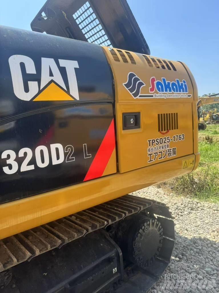 CAT 320d2 Telakaivukoneet