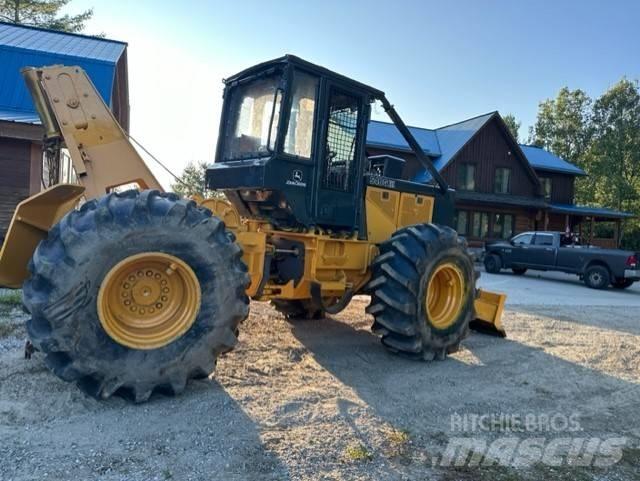 John Deere 540 G III Juontokoneet