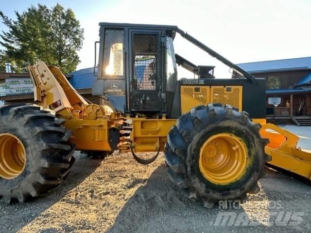 John Deere 540 G III Juontokoneet