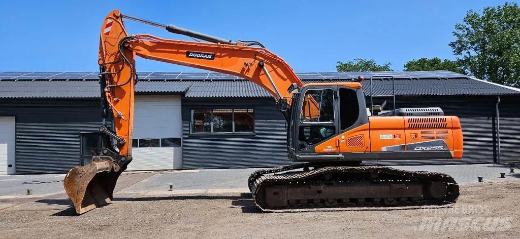 Doosan DX 255LC-5 Telakaivukoneet
