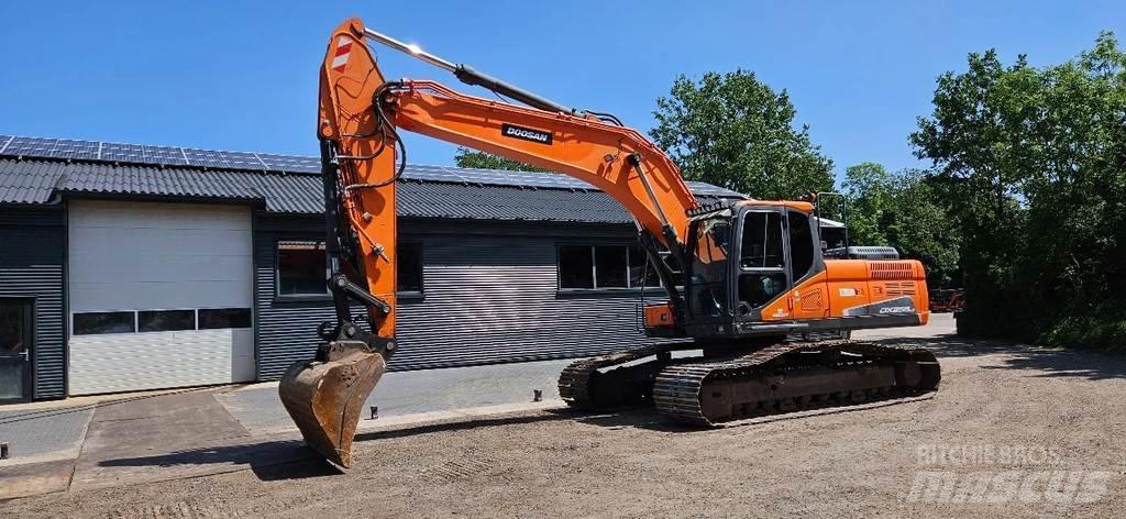 Doosan DX 255LC-5 Telakaivukoneet