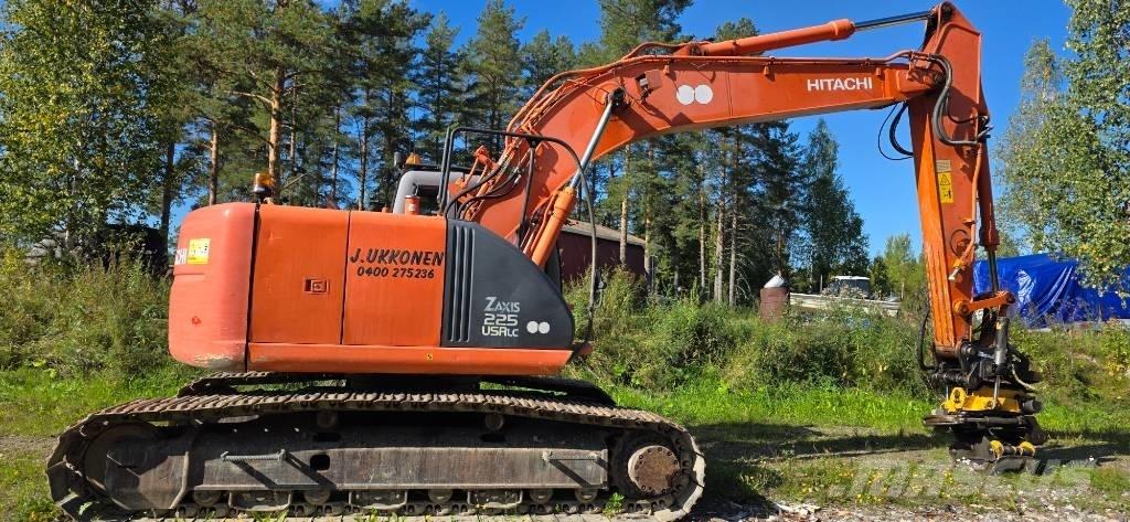 Hitachi ZX 225 USR Telakaivukoneet