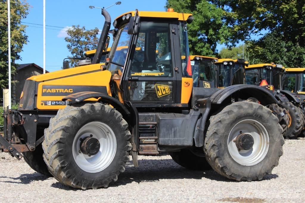JCB Fastrac 2140 Traktorit