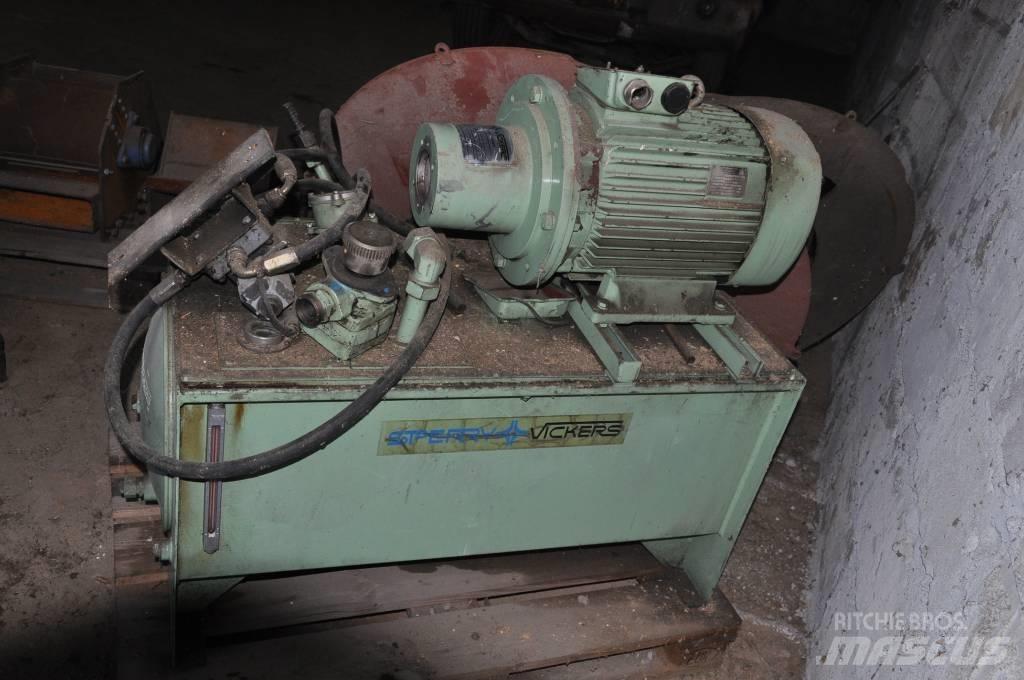 Vickers Sperry Muut