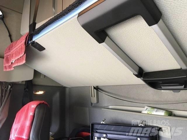 Volvo 540 Vetopöytäautot