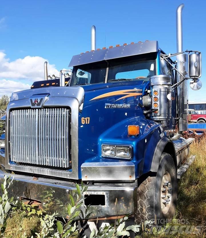 Western Star 4900SA Vetopöytäautot