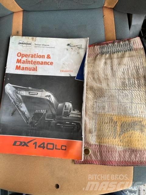 Doosan DX 140 LC Telakaivukoneet