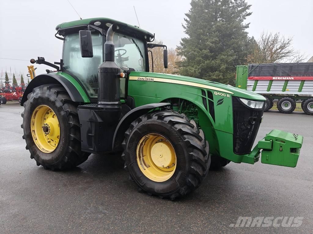John Deere 8400R Traktorit