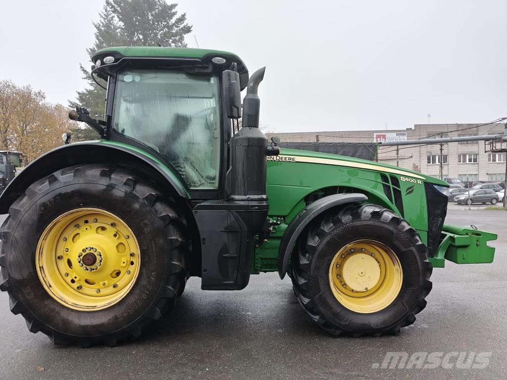 John Deere 8400R Traktorit