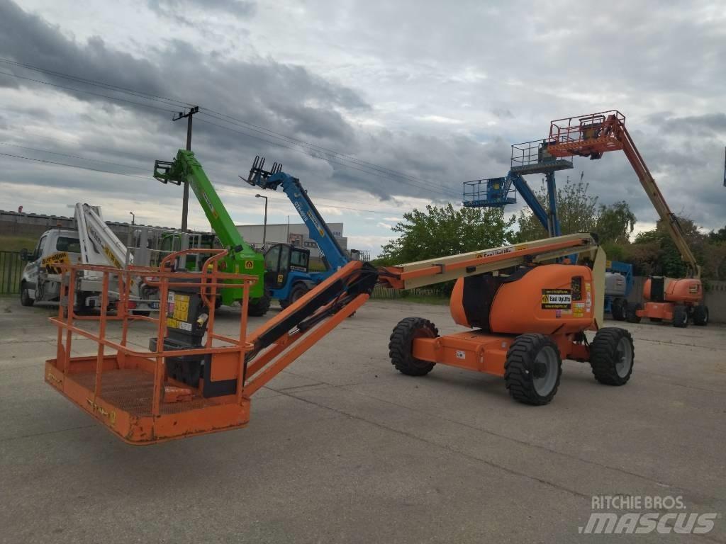 JLG 600 AJ Kuukulkijat