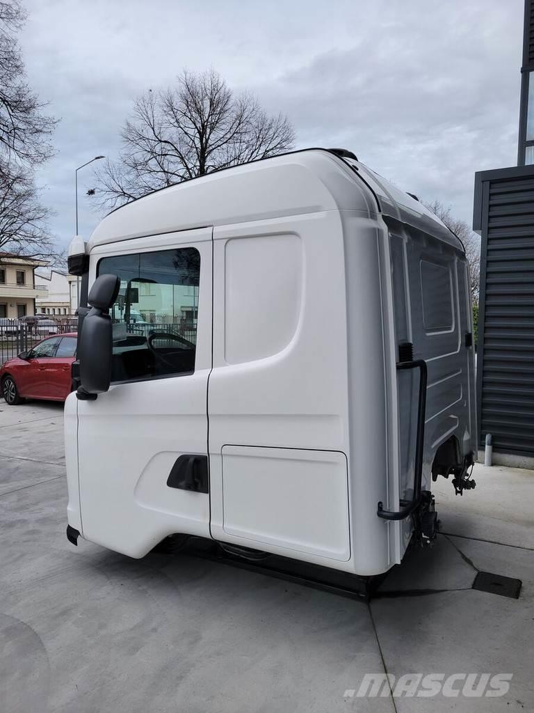 Scania CG19 Ohjaamot ja sisustat