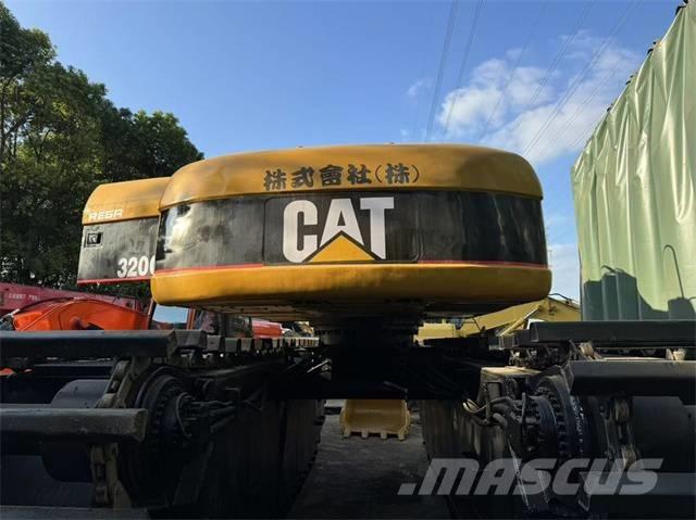 CAT 320 C Telakaivukoneet
