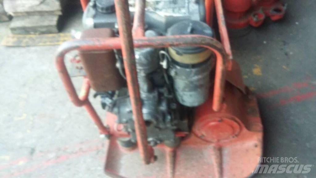 Ammann 30X50 Tärylevyt