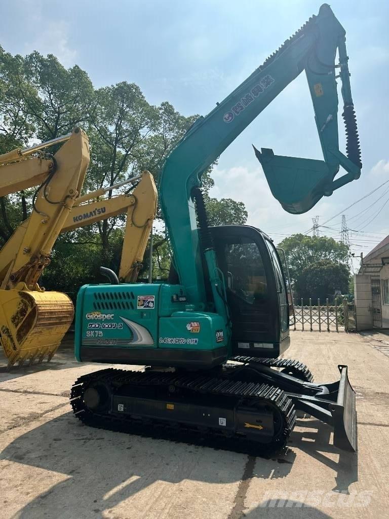 Kobelco SK 75 Minikaivukoneet < 7t