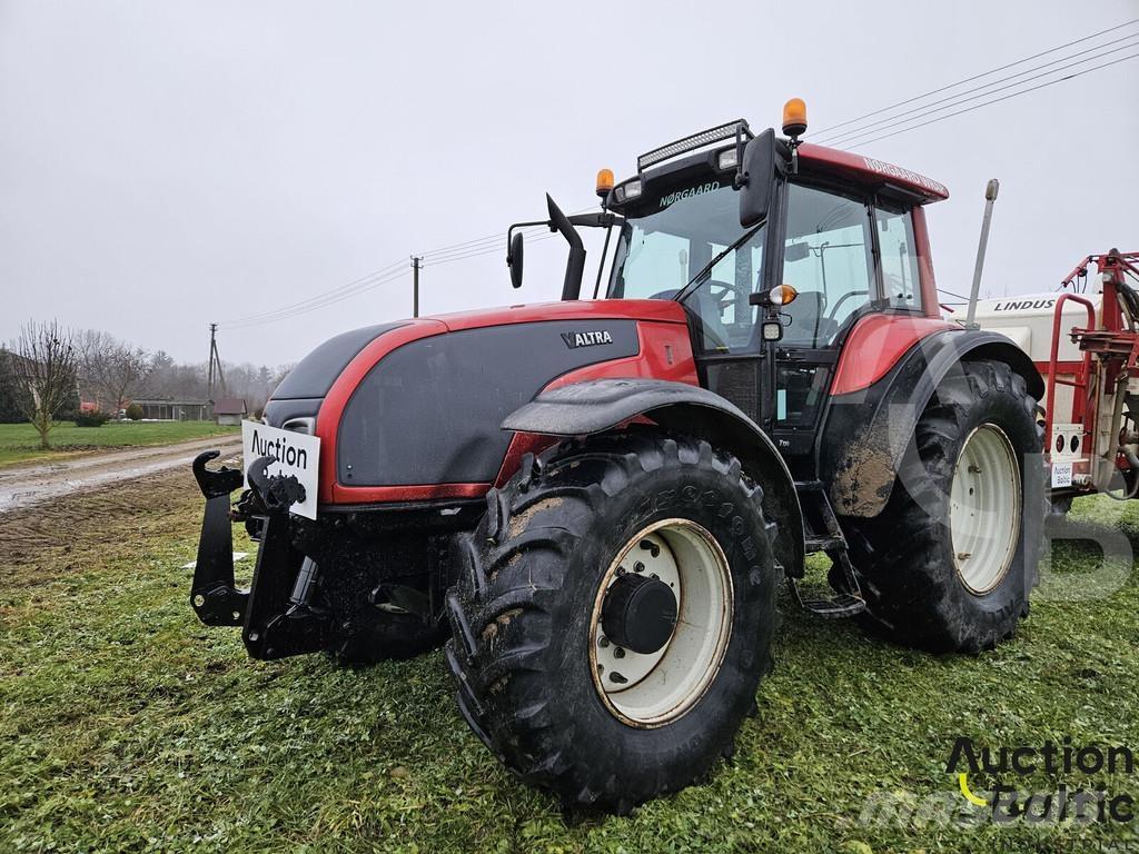 Valtra T190 Traktorit