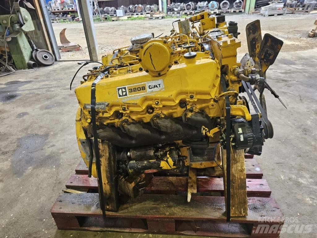 CAT 3208 Moottorit