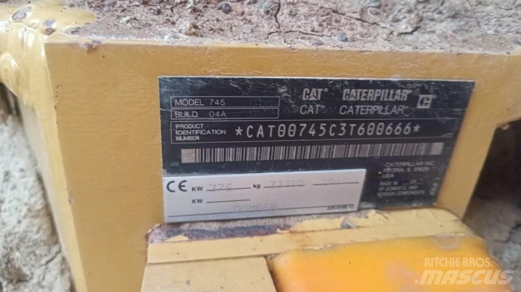 CAT 745 Dumpperit