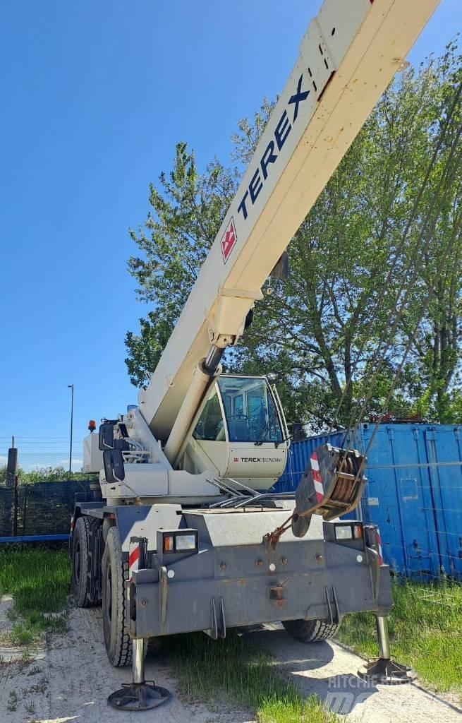 Terex A 350 RT-nosturit