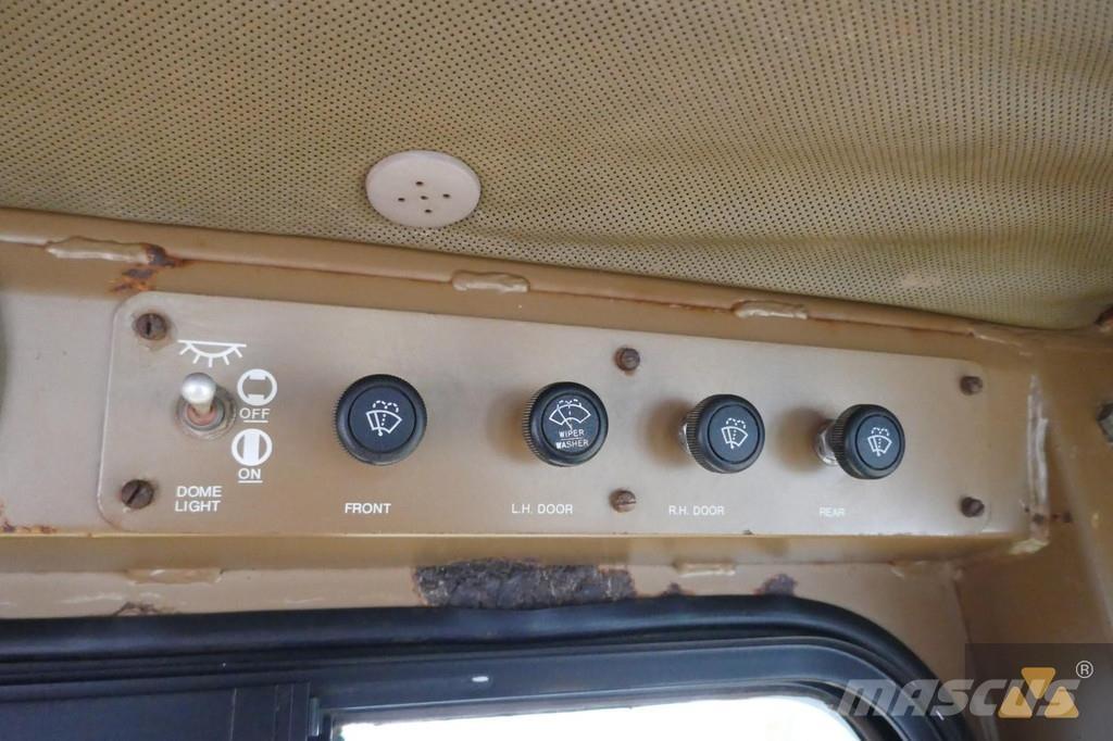 CAT D8N Telaketjupuskutraktorit