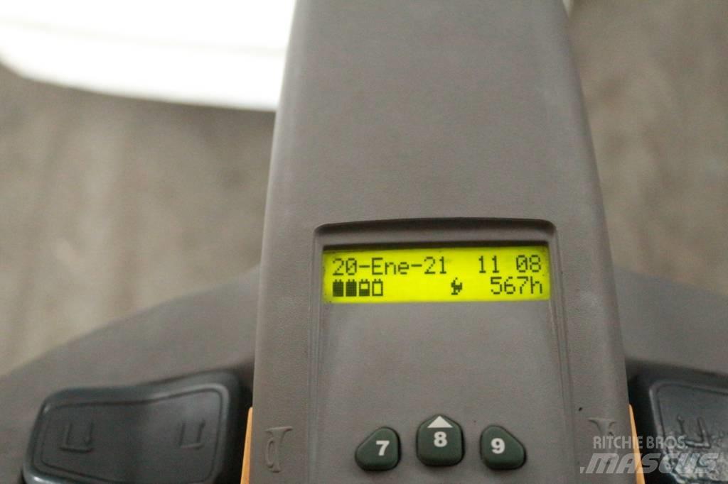Nissan PS125 Käyden ajettavat pinoamistrukit