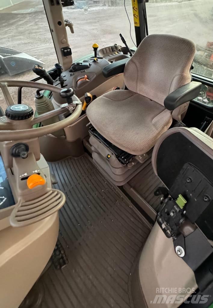 John Deere 6105 M Traktorit