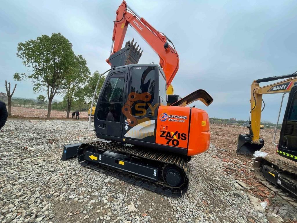 Hitachi ZX 70 Midikaivukoneet 7t - 12t