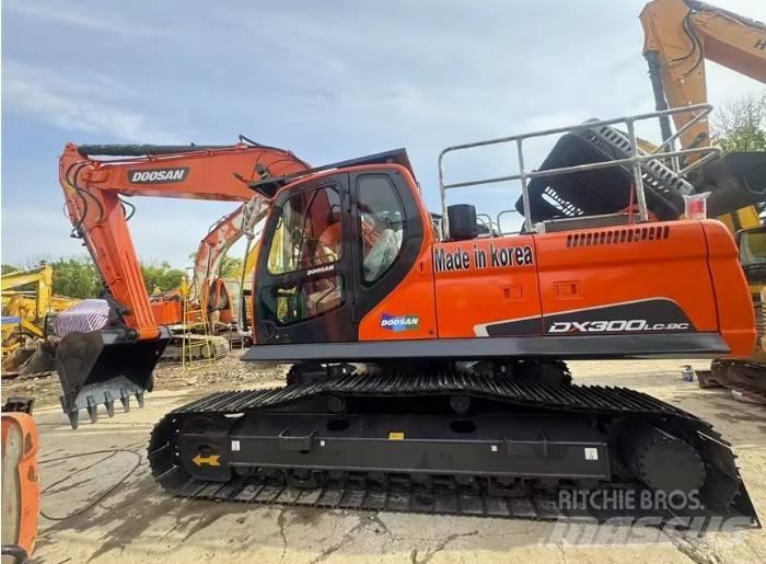 Doosan DX300LC-9C Telakaivukoneet