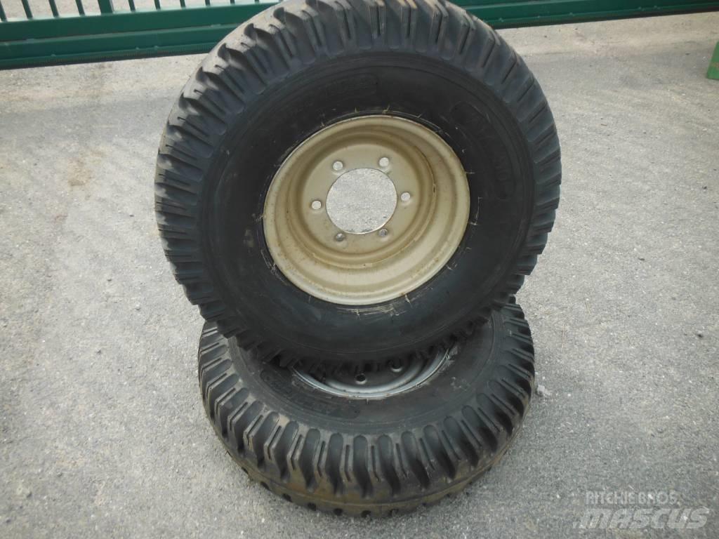  ADDO INDIA 900X16 Renkaat ja vanteet