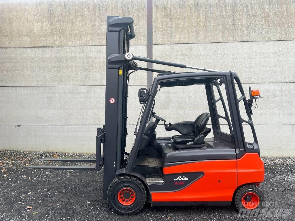 Linde E30L-01 Sähkötrukit