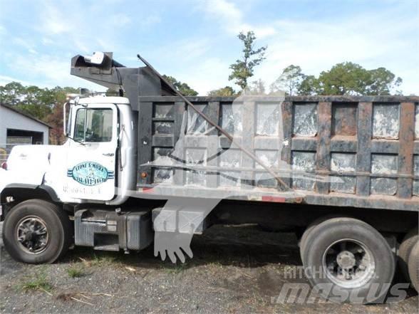 Mack DM600 Muut koneet