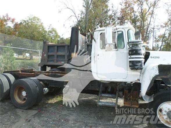 Mack RD600 Muut koneet