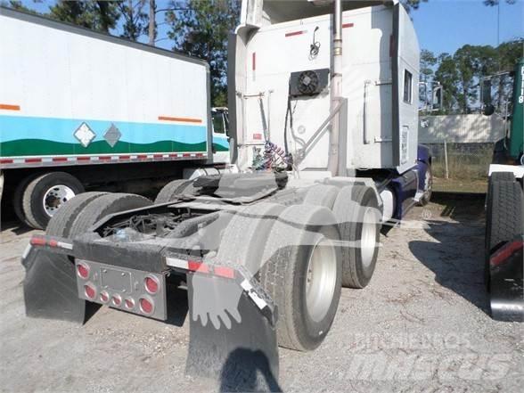 Peterbilt 386 Muut koneet