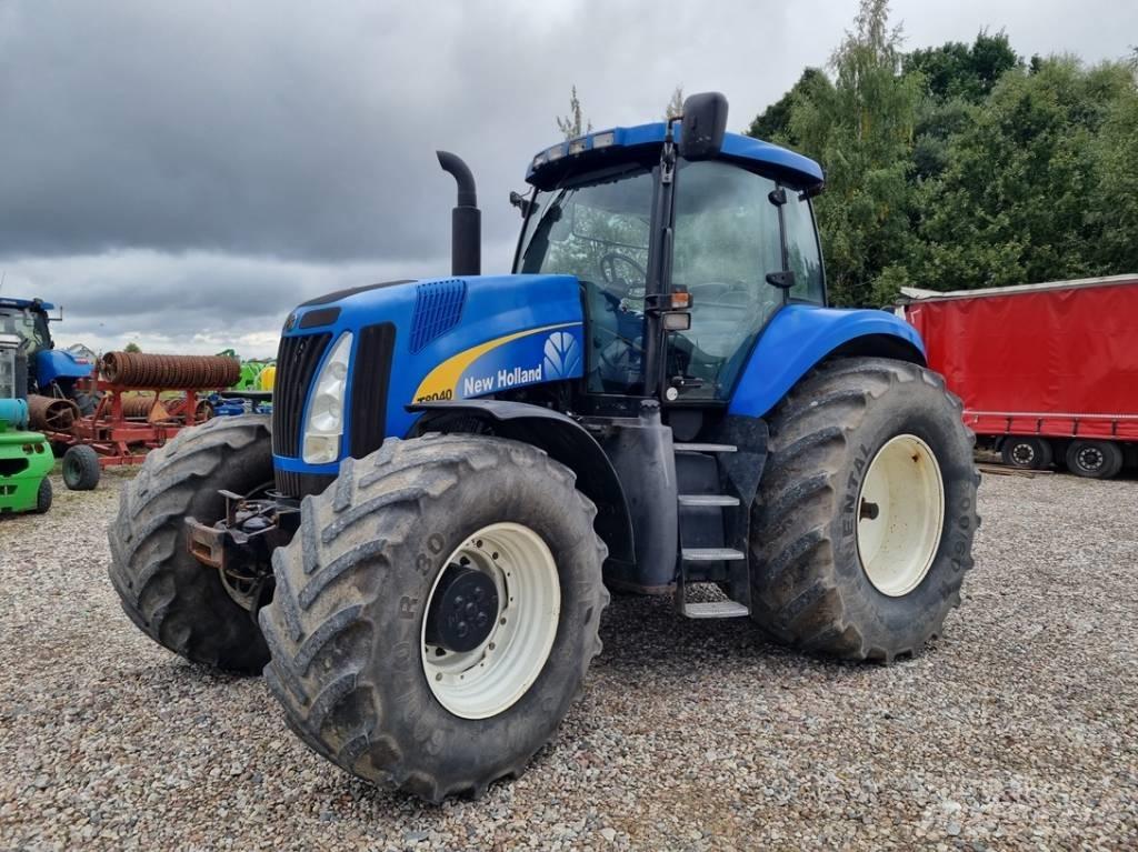 New Holland T 8040 Traktorit