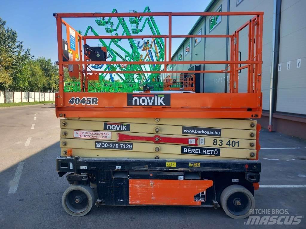 JLG 4045R Saksilavat