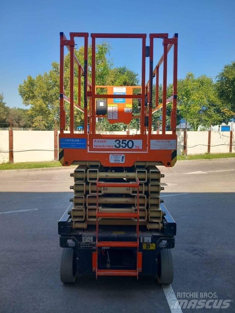 JLG 4045R Saksilavat