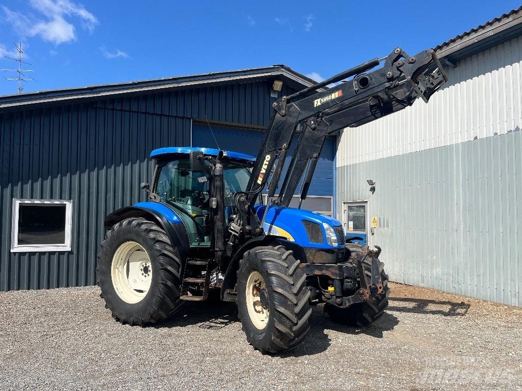 New Holland TS 135 A Traktorit
