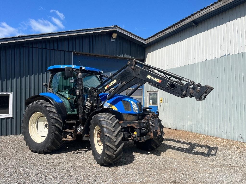 New Holland TS 135 A Traktorit